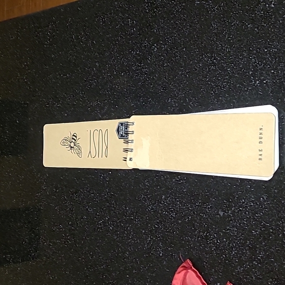 🐝Rae Dunn Busy Reporter's List Pad - Picture 5 of 5